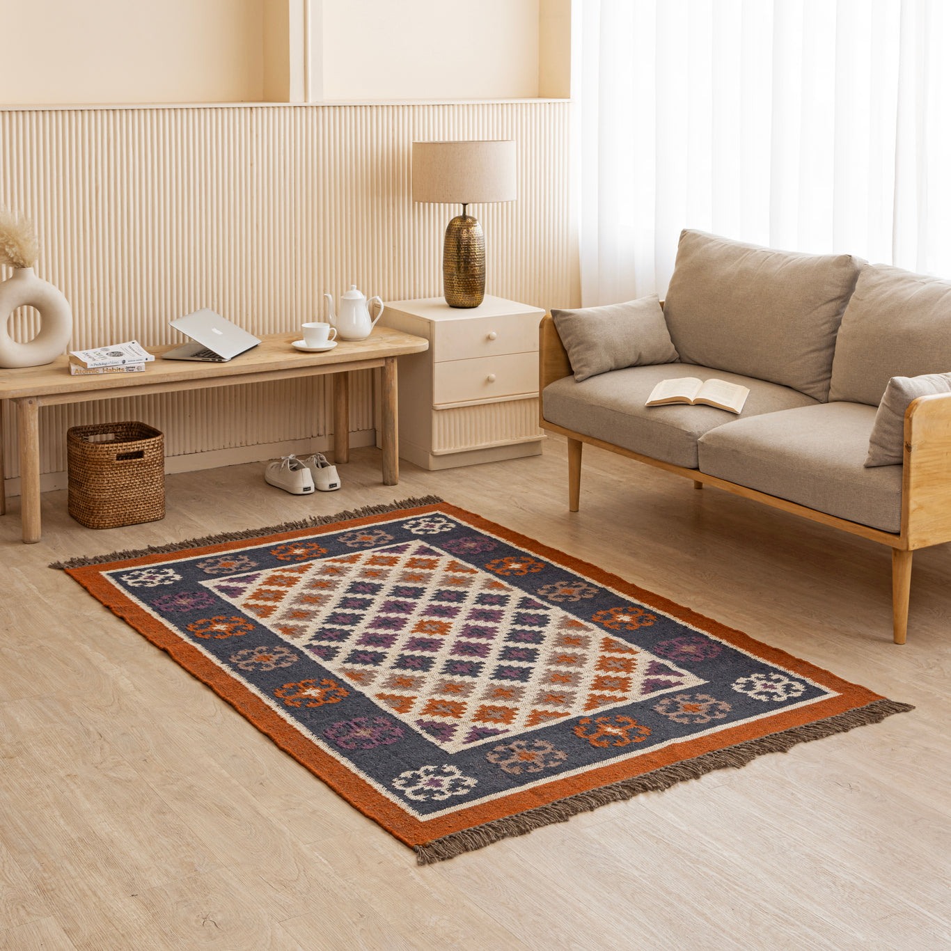 Handwoven Wool-Jute Geometric Medallion Rug - Bohemian Luxe