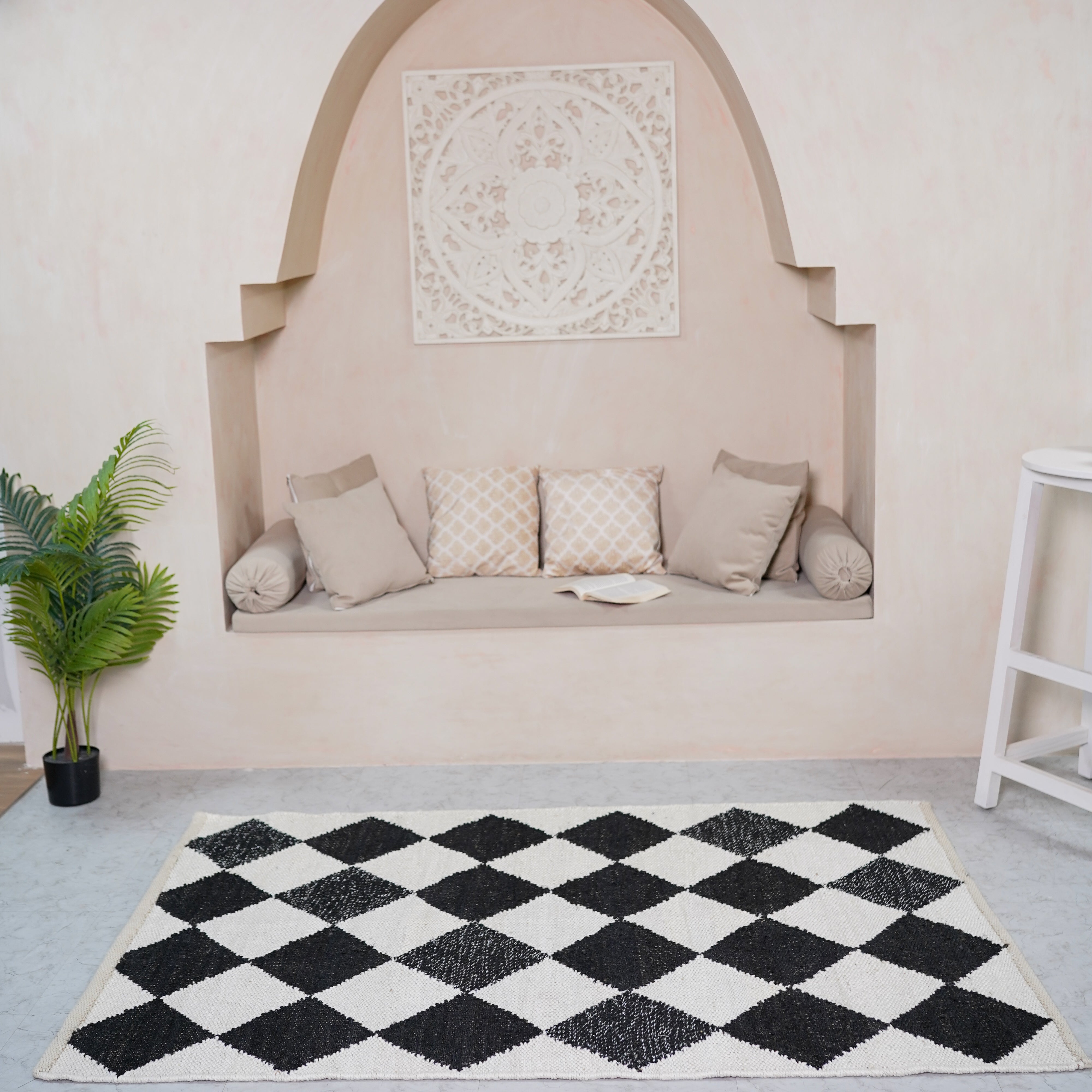 Bold Checkered Black & White Hemp Rug - Handcrafted Geometric Design