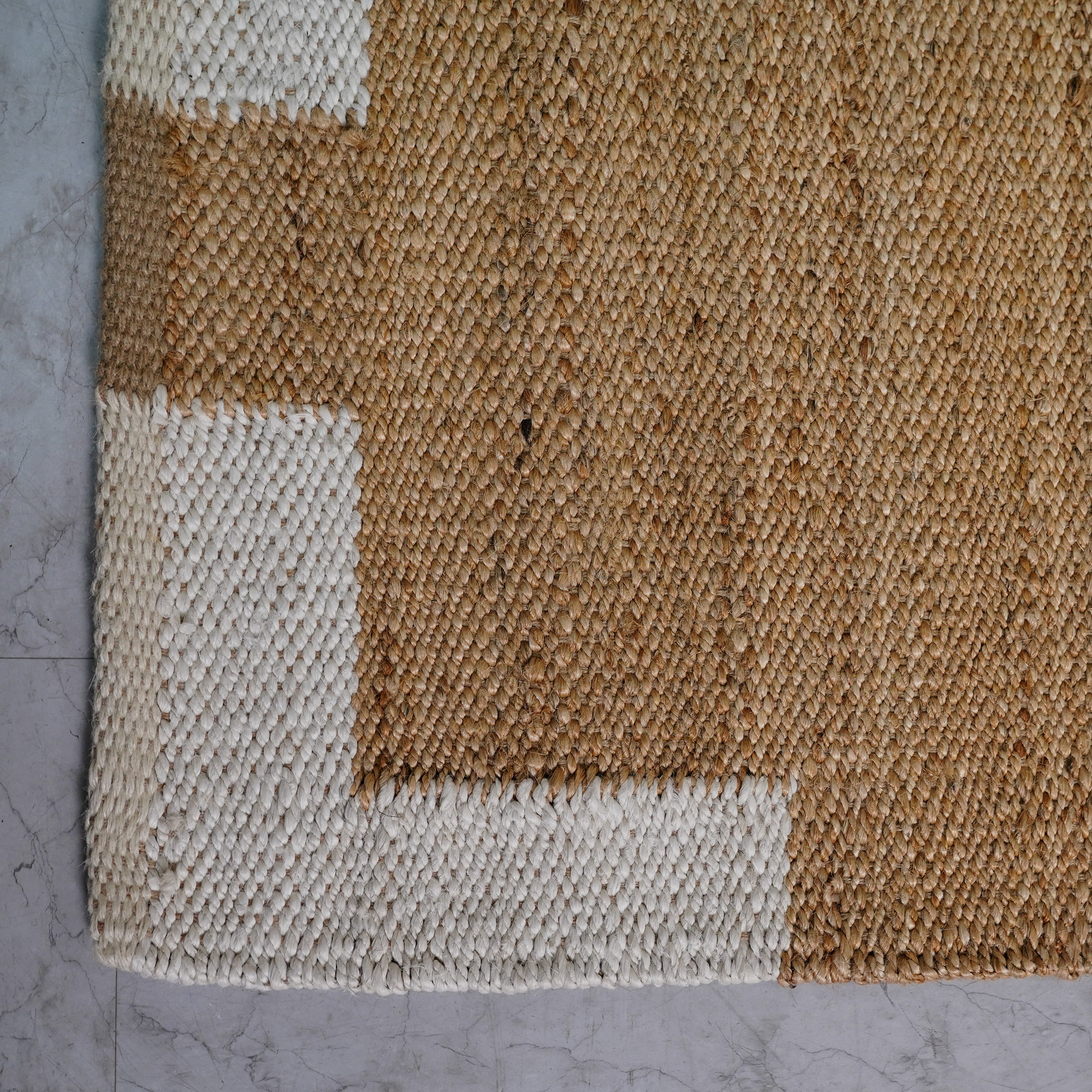 Handcrafted Natural Hemp Rug with Ivory Border - Rustic Elegance for Any Space