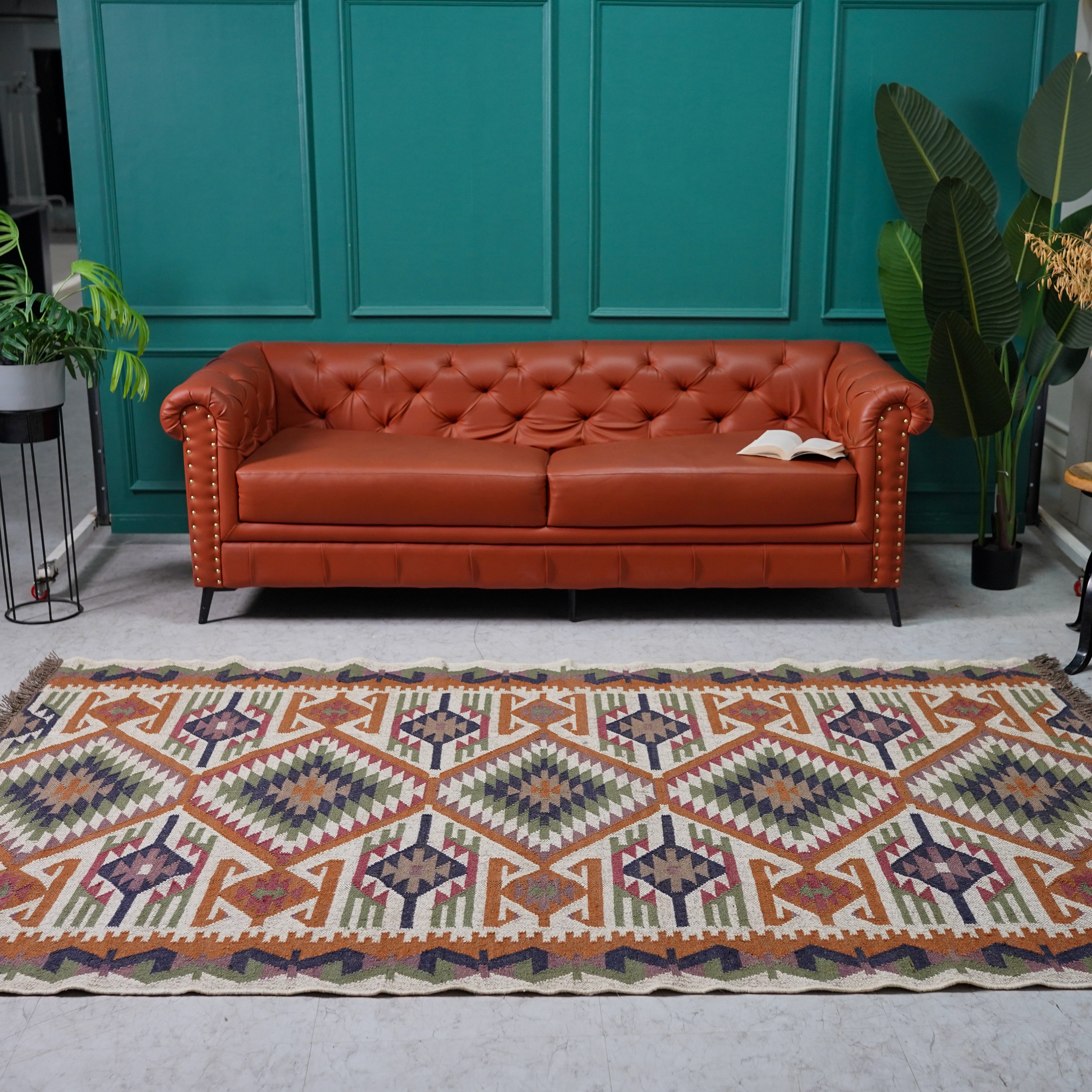 Traditional Indian Kilim Style Wool-Jute Rug – Handcrafted with Intricate Geometric Patterns