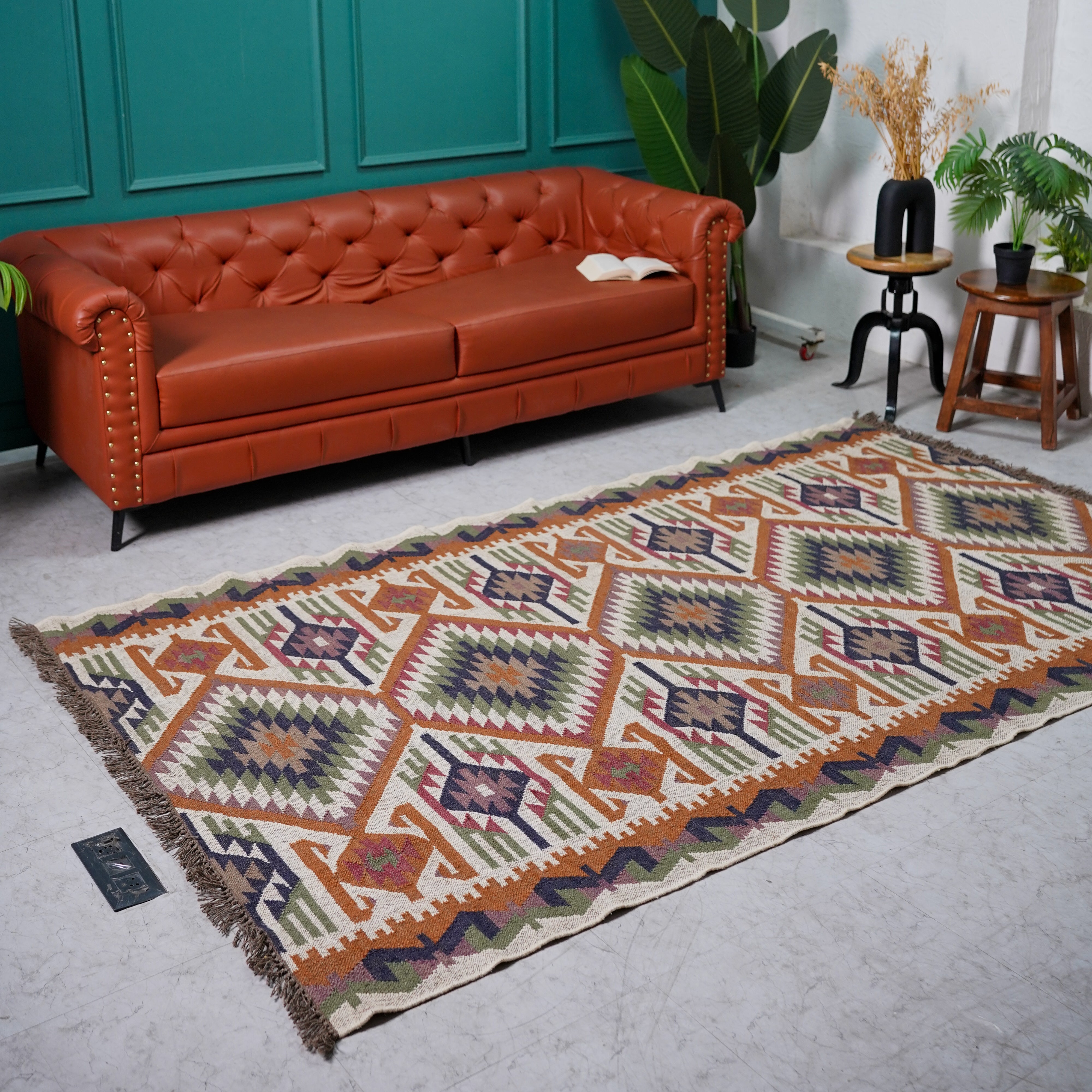 Traditional Indian Kilim Style Wool-Jute Rug – Handcrafted with Intricate Geometric Patterns