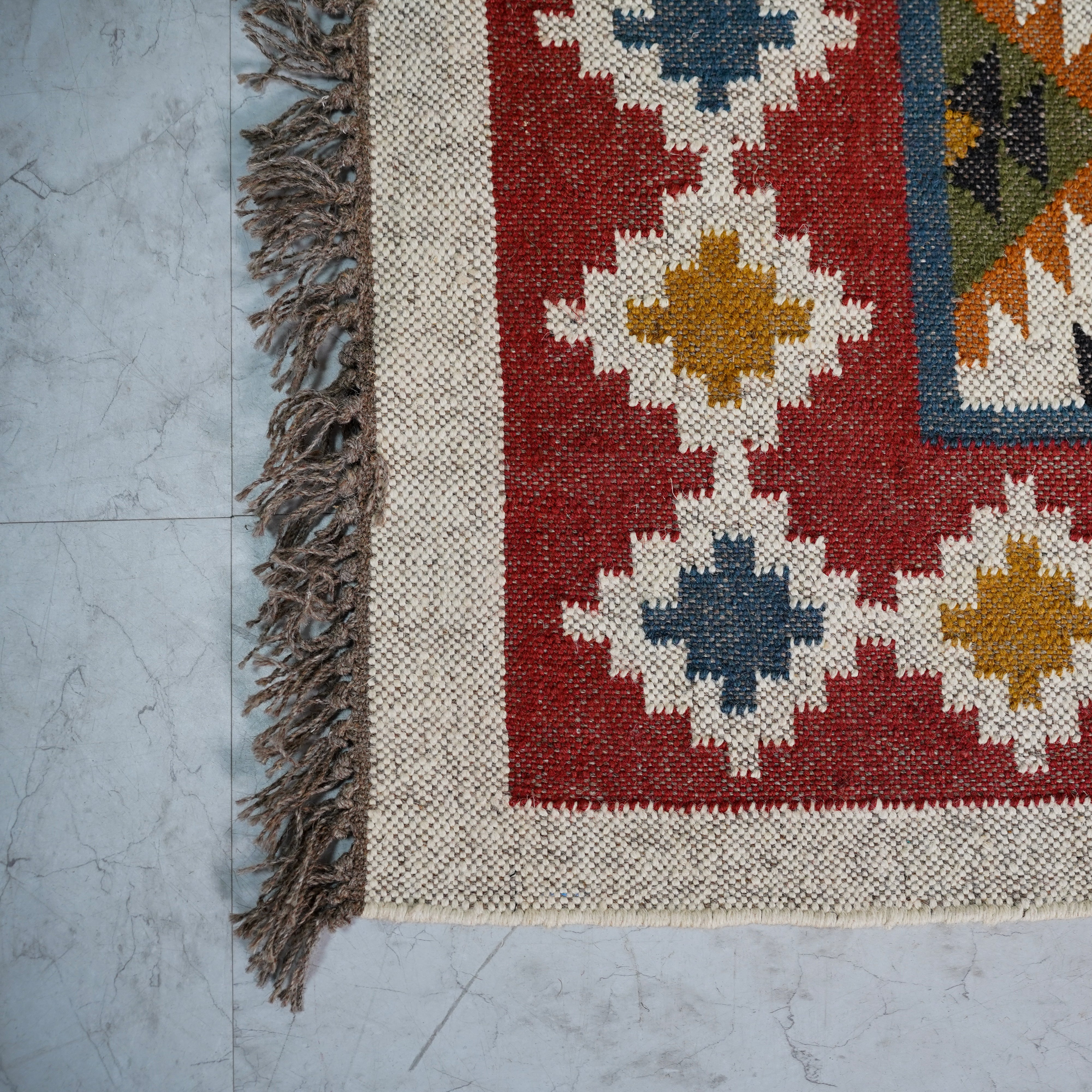 Geometric Kilim-Inspired Jute Wool Rug - Handcrafted Flatweave with Bold Tribal Pattern