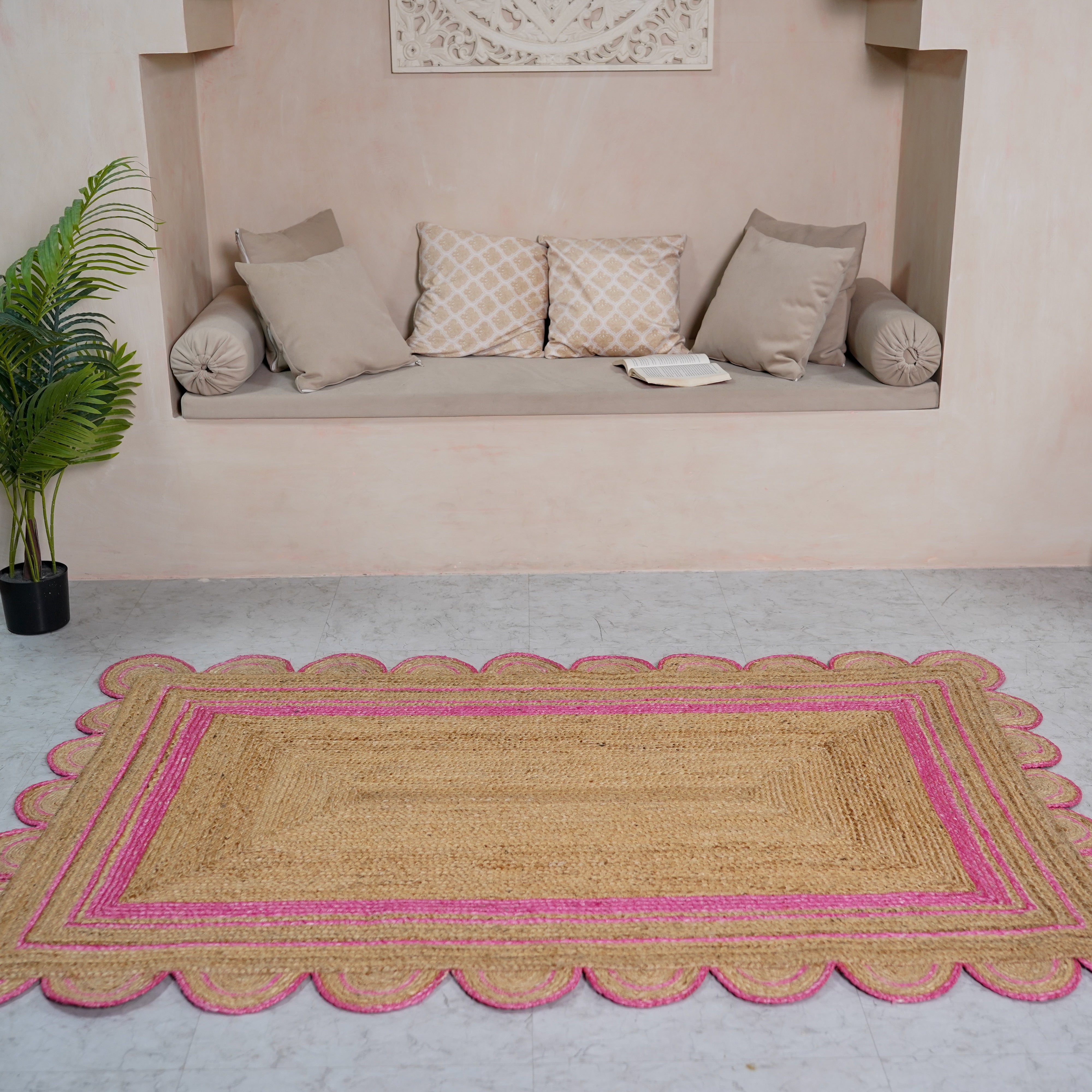 Hand braided 100% Hemp Scalloped Edge Rug with Vibrant Pink Accent