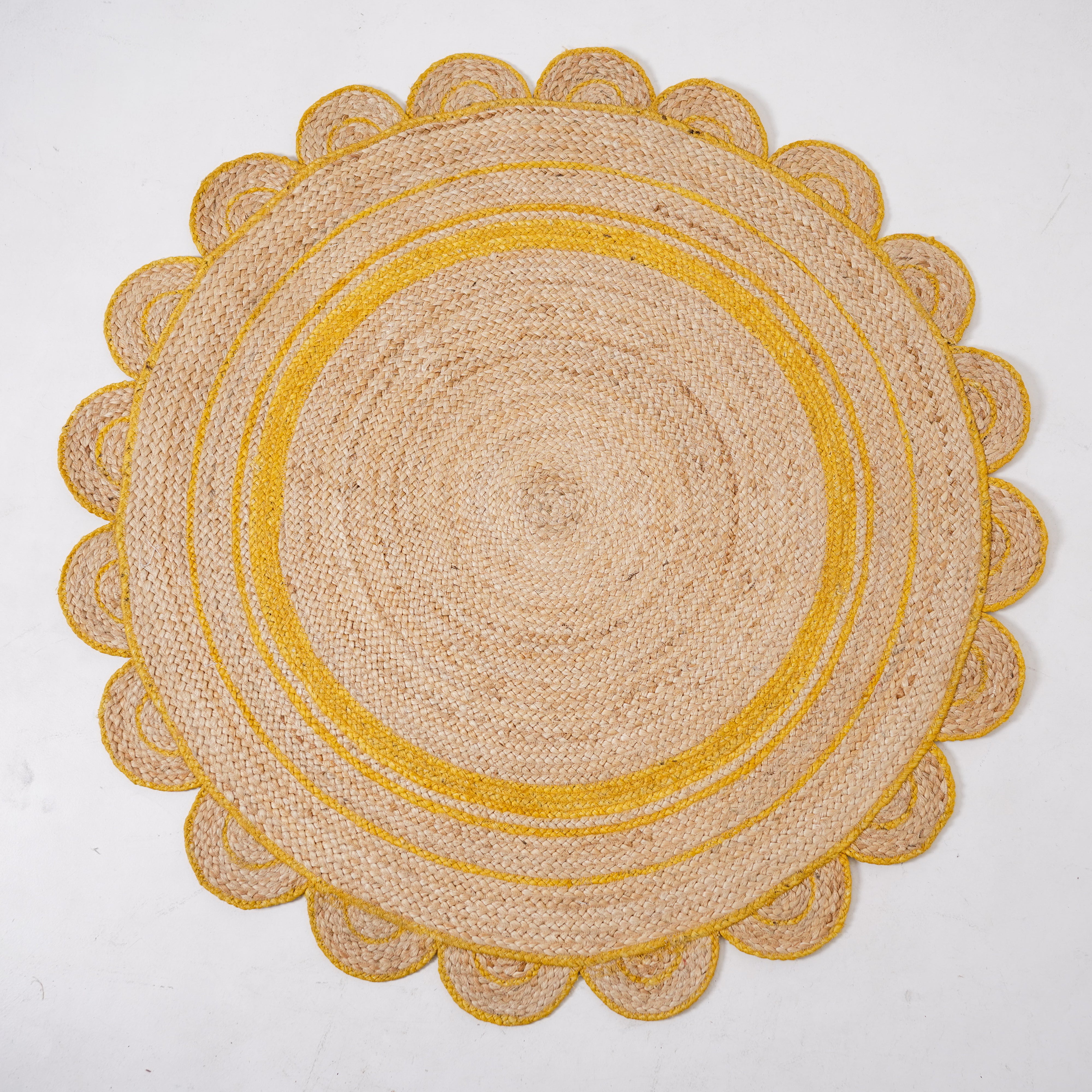 Sunshine Scallop Round Jute Rug - Hand braided & Machine Stitched Natural Charm