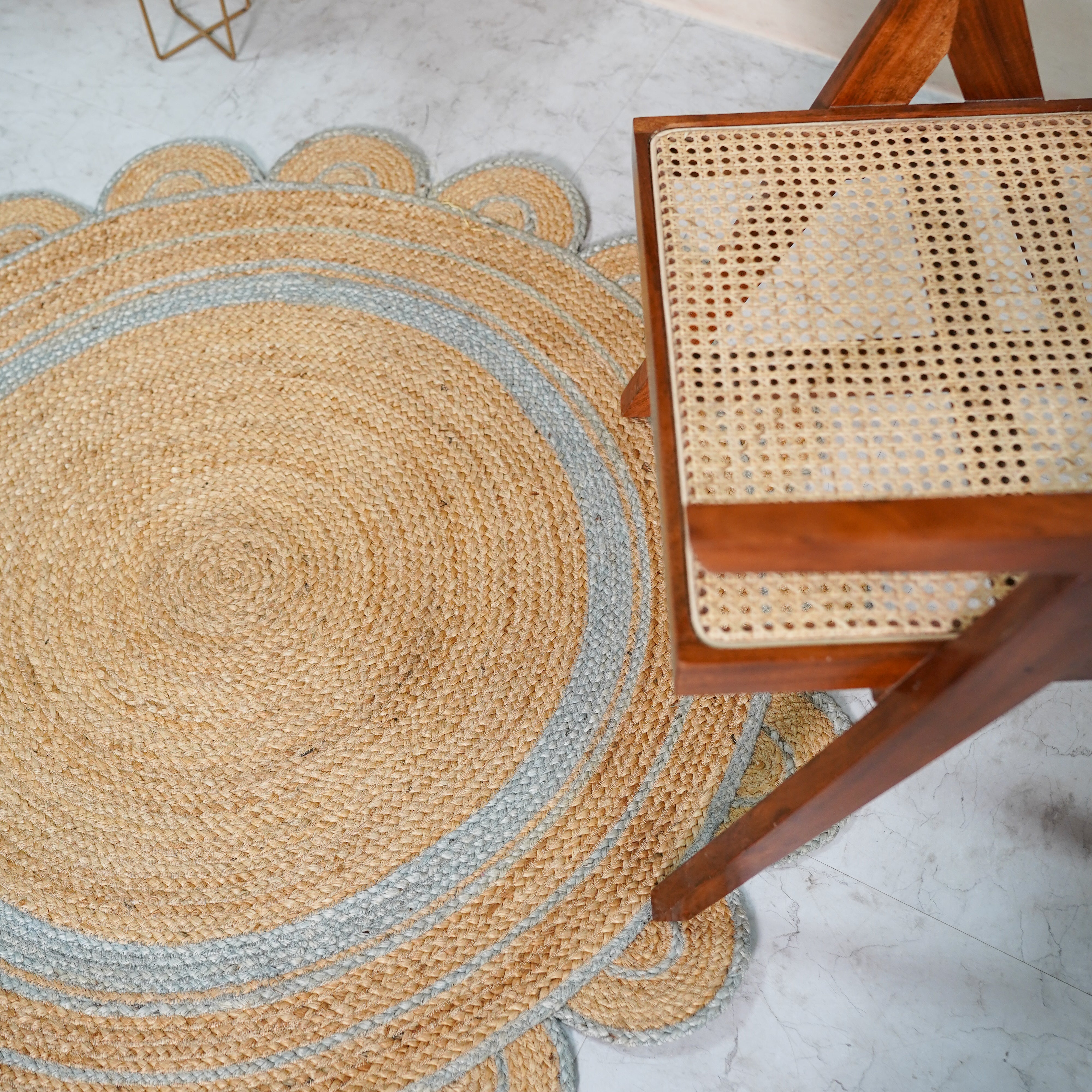 Natural Hemp Scalloped Round Area Rug with Elegant Grey Accents | Hand braided Eco-Friendly Rug