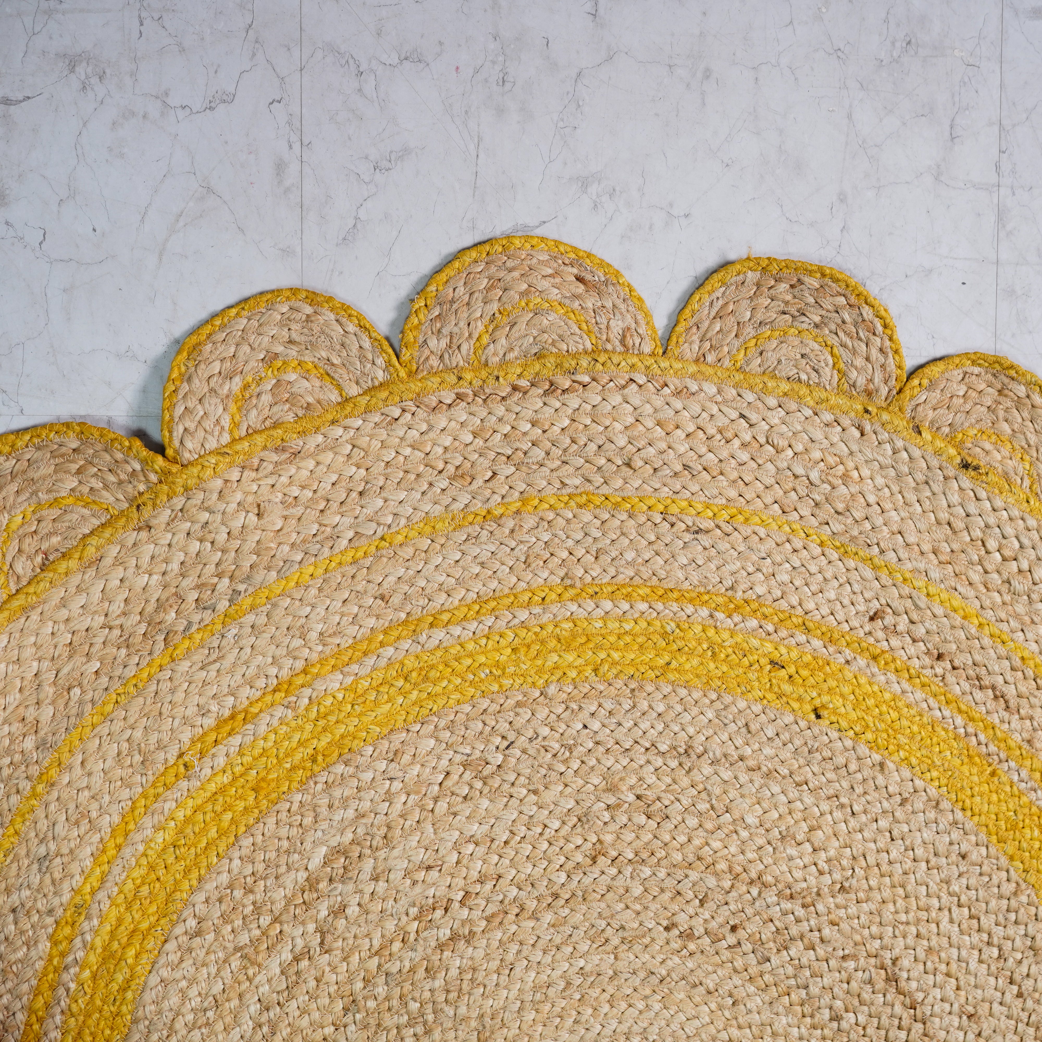 Sunshine Scallop Round Jute Rug - Hand braided & Machine Stitched Natural Charm