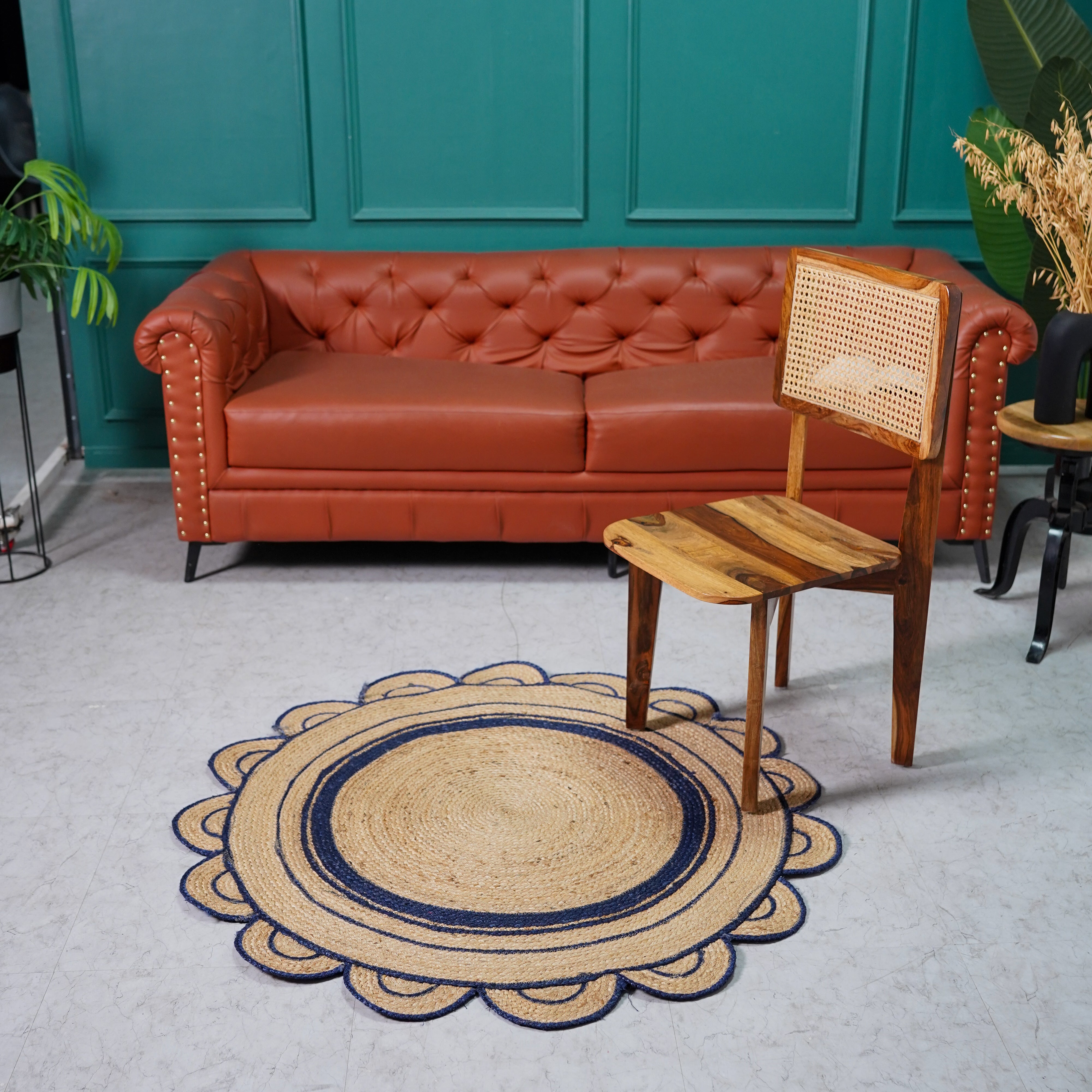 Hand braided Round Scalloped Hemp Rug with Navy Accents