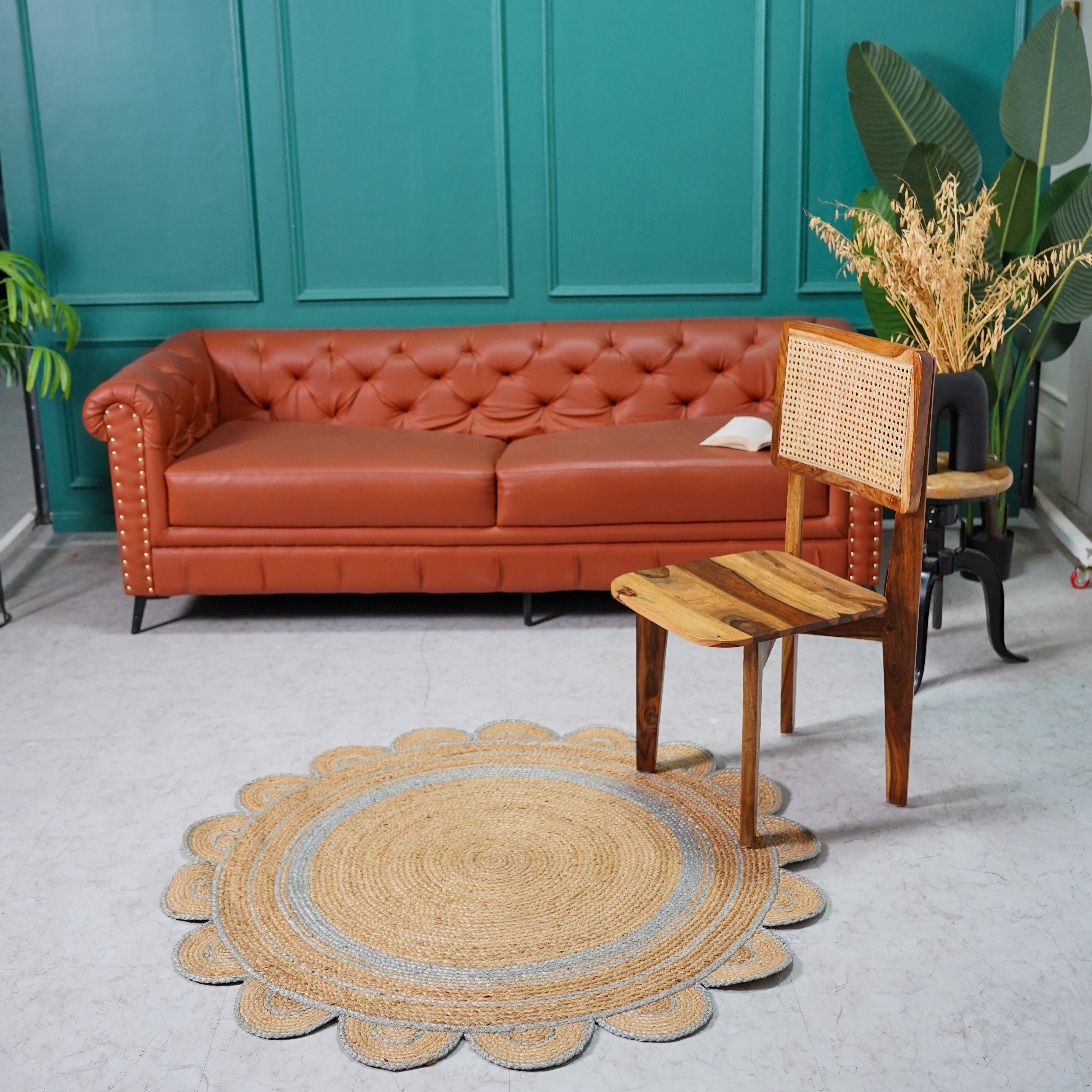 Natural Hemp Scalloped Round Area Rug with Elegant Grey Accents | Hand braided Eco-Friendly Rug