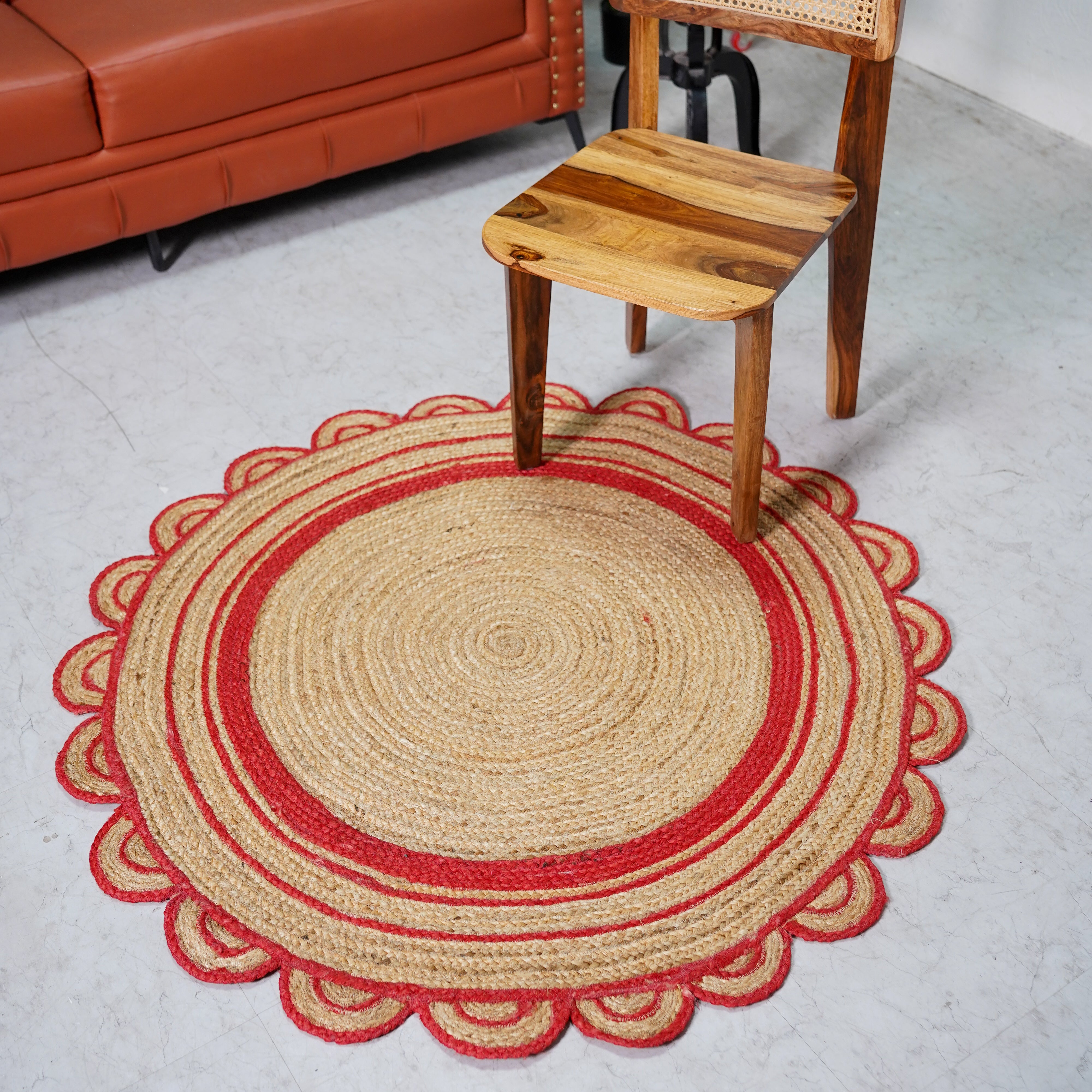 Natural Hemp Round Rug with Scalloped Edges and Hand braided Red Accents – Eco-Friendly, Handcrafted Floor Décor