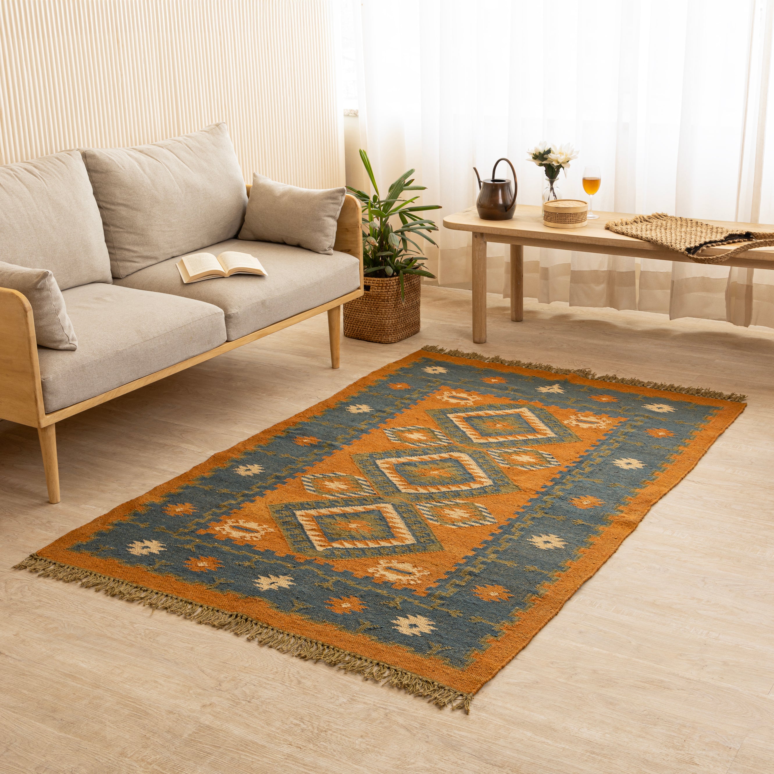 Handwoven Wool-Jute Geometric Area Rug - Vintage Earth Tones